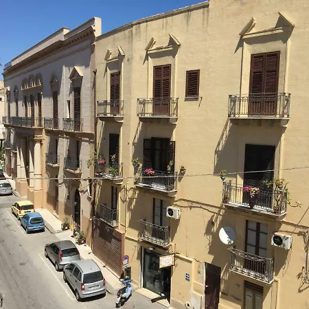 Le Casette Nel Cortile * Sciacca