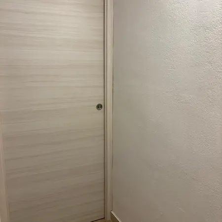 別荘 Le Casette Nel Cortile シャッカ